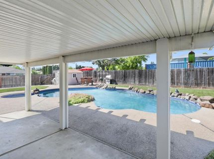 8951 Lansdowne Ct, Elk Grove, CA 95624 Photo