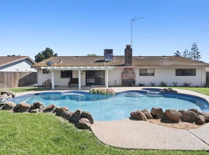 8951 Lansdowne Ct, Elk Grove, CA 95624 Photo