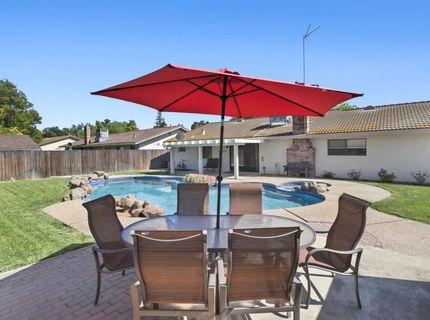 8951 Lansdowne Ct, Elk Grove, CA 95624 Photo