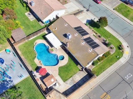8951 Lansdowne Ct, Elk Grove, CA 95624 Photo