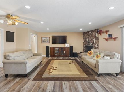8951 Lansdowne Ct, Elk Grove, CA 95624 Photo
