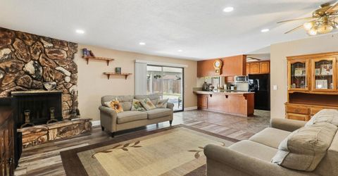 8951 Lansdowne Ct, Elk Grove, CA 95624 Photo