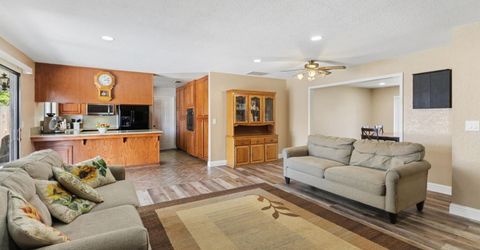 8951 Lansdowne Ct, Elk Grove, CA 95624 Photo