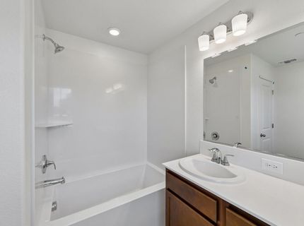 2386 Satin Leaf Ct, Lodi, CA 95242 Photo