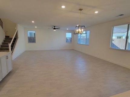 6064 Oberlander Dr, Roseville, CA 95747 Photo