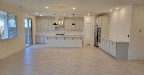 6064 Oberlander Dr, Roseville, CA 95747 Photo