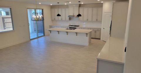 6064 Oberlander Dr, Roseville, CA 95747 Photo
