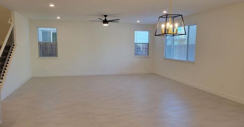6064 Oberlander Dr, Roseville, CA 95747 Photo