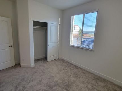 6064 Oberlander Dr, Roseville, CA 95747 Photo