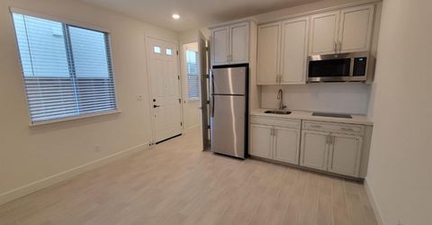 6064 Oberlander Dr, Roseville, CA 95747 Photo