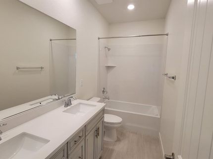 6064 Oberlander Dr, Roseville, CA 95747 Photo