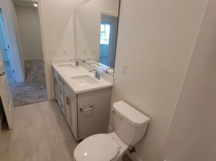 6064 Oberlander Dr, Roseville, CA 95747 Photo