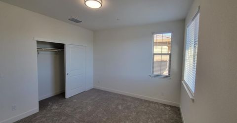 6064 Oberlander Dr, Roseville, CA 95747 Photo