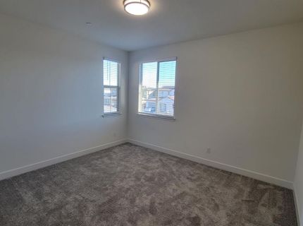 6064 Oberlander Dr, Roseville, CA 95747 Photo