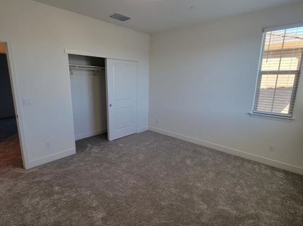 6064 Oberlander Dr, Roseville, CA 95747 Photo