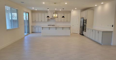 6064 Oberlander Dr, Roseville, CA 95747 Photo