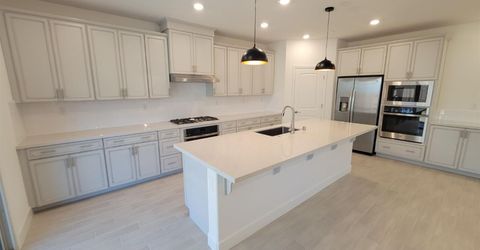 6064 Oberlander Dr, Roseville, CA 95747 Photo