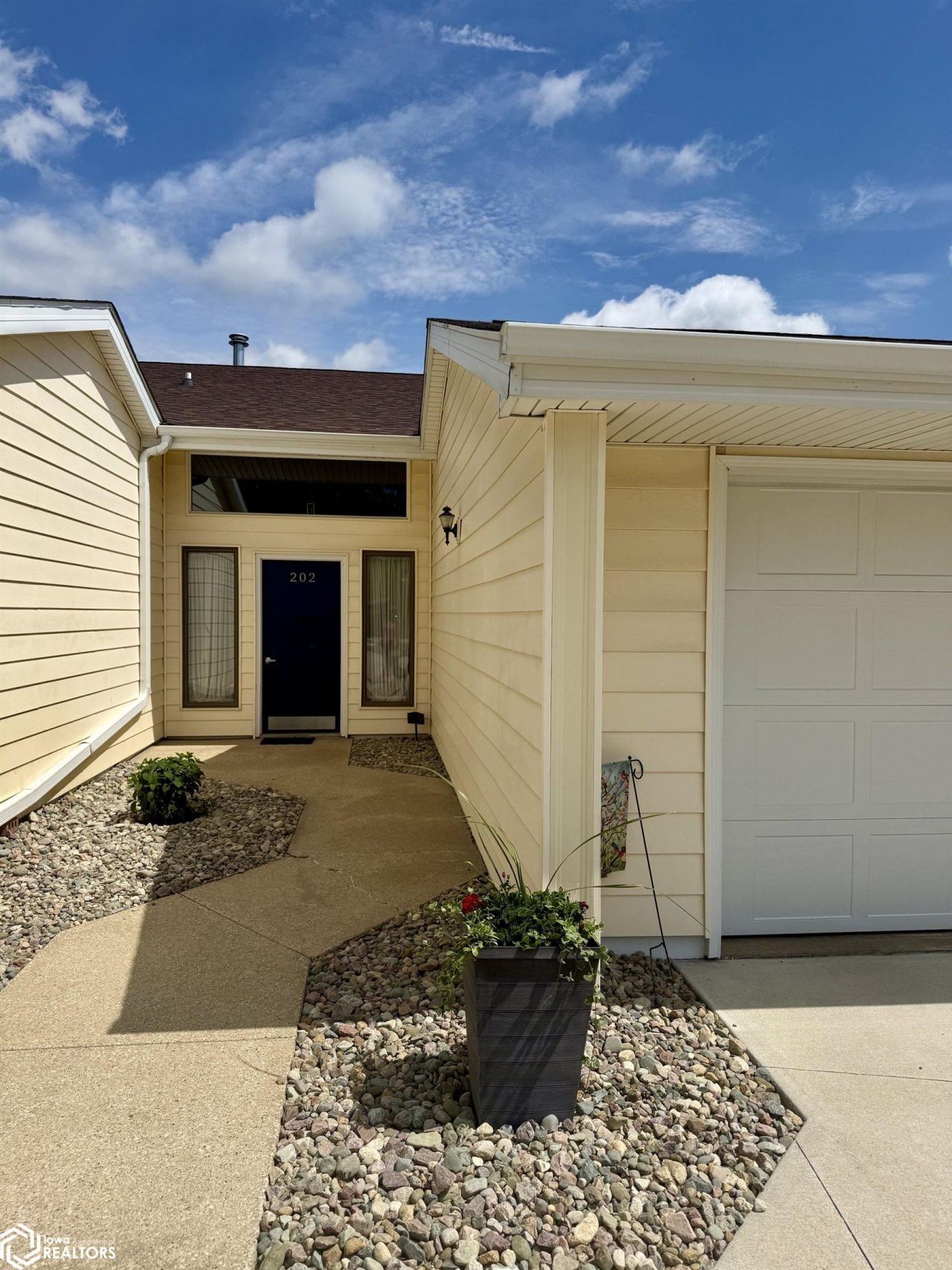 202 E 22nd Street, Unit 4, Atlantic, IA 50022 Main Photo