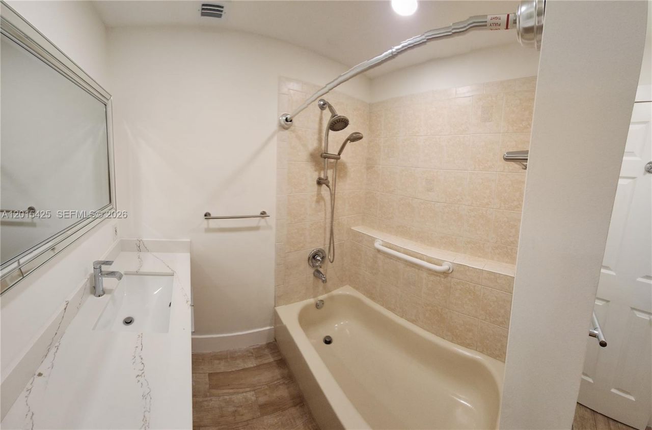 16575 Old Cutler Rd, Unit 16575, Palmetto Bay, FL 33157 Photo