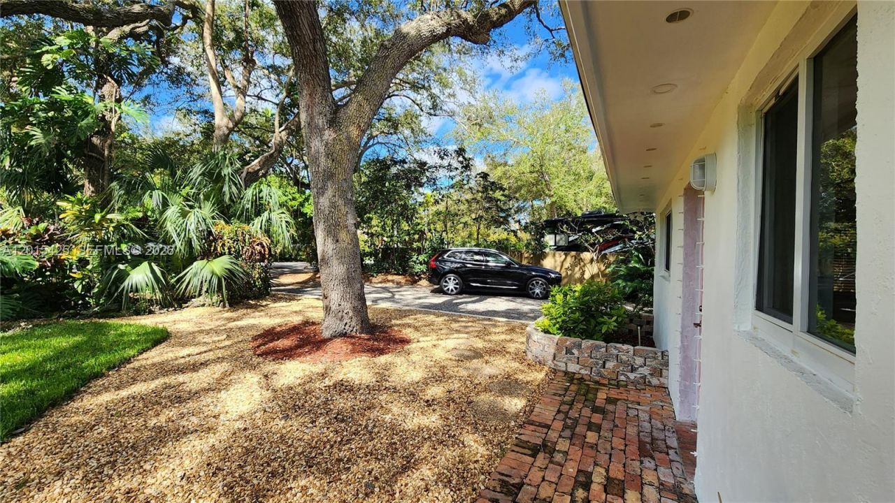 16575 Old Cutler Rd, Unit 16575, Palmetto Bay, FL 33157 Photo