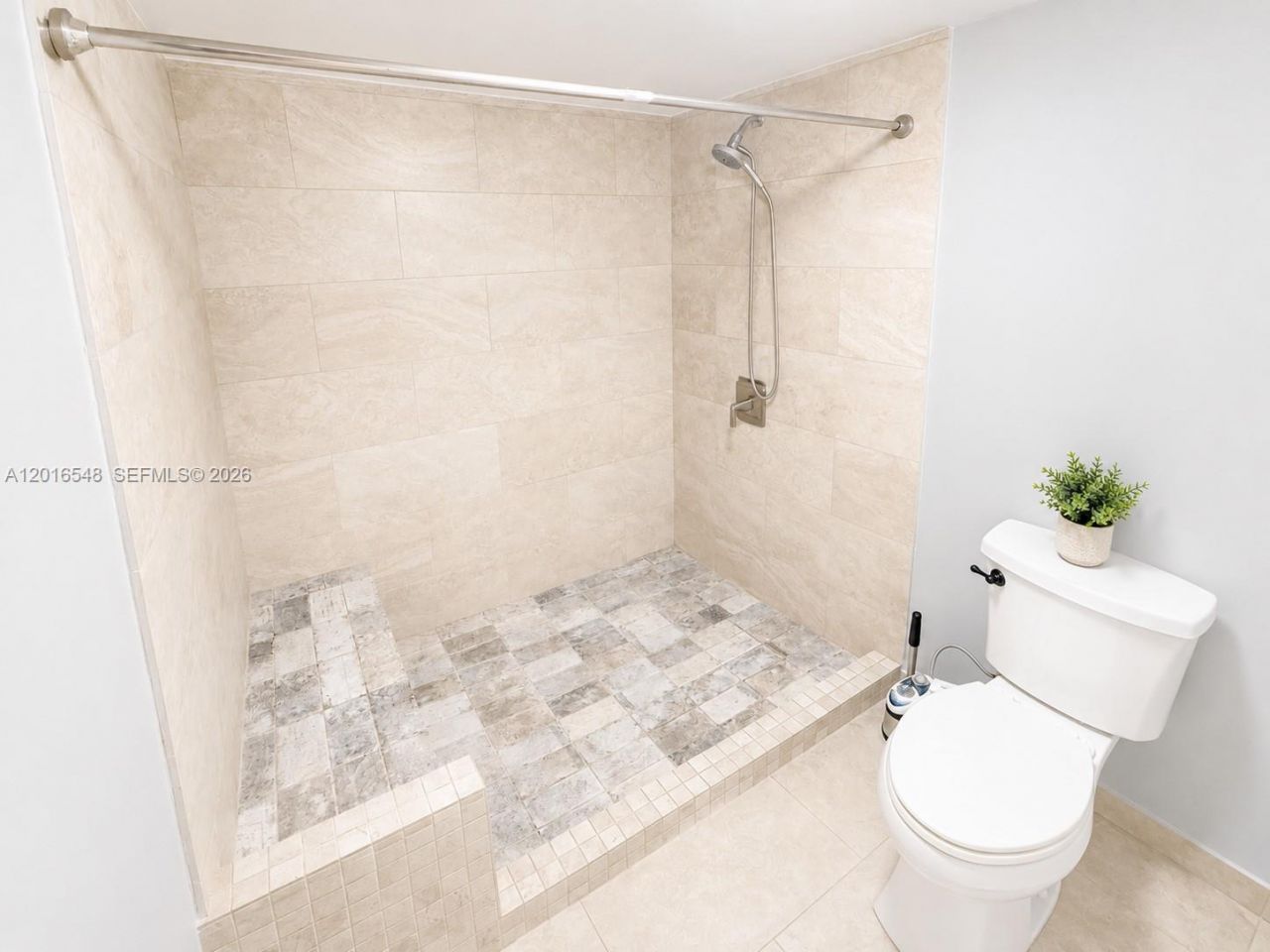 110 Salamanca Ave, Unit PH, Coral Gables, FL 33134 Photo