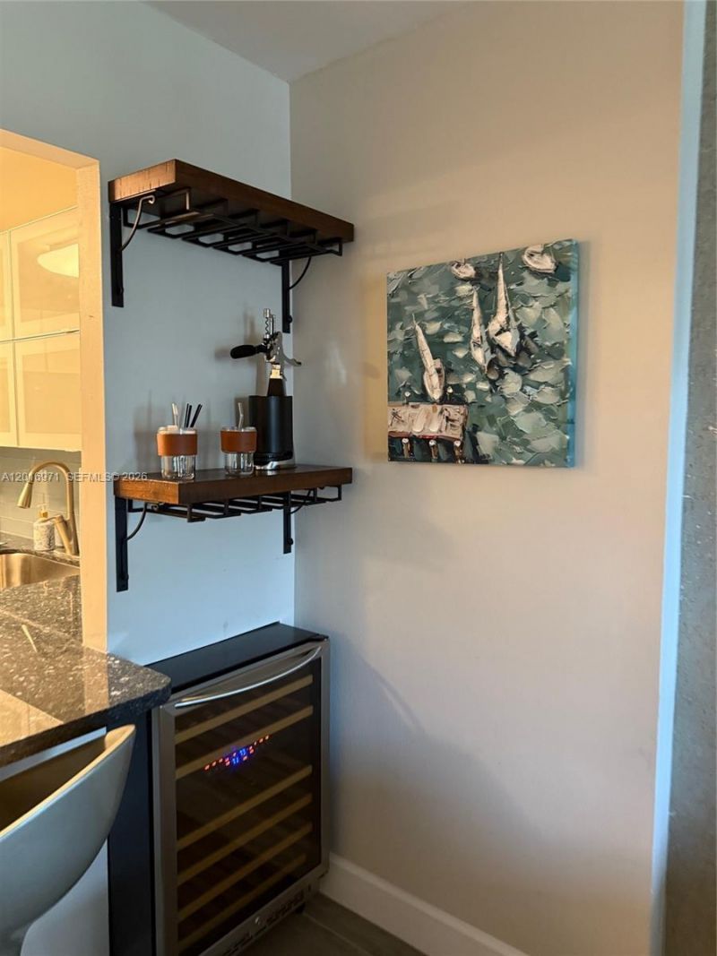 2301 Collins Ave , Unit 528, Miami Beach, FL 33139 Photo