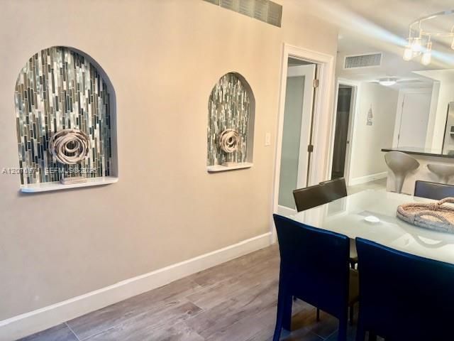 2301 Collins Ave , Unit 528, Miami Beach, FL 33139 Photo