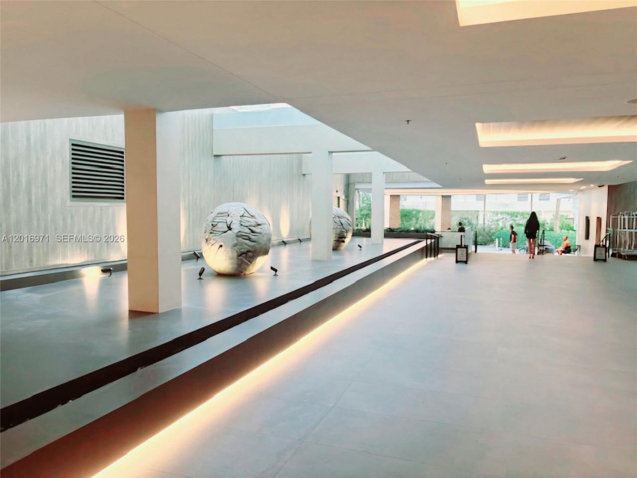 2301 Collins Ave , Unit 528, Miami Beach, FL 33139 Photo