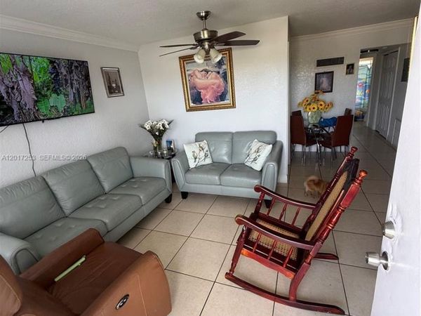 7101 SW 89th Ct , Unit 305, Miami, FL 33173
