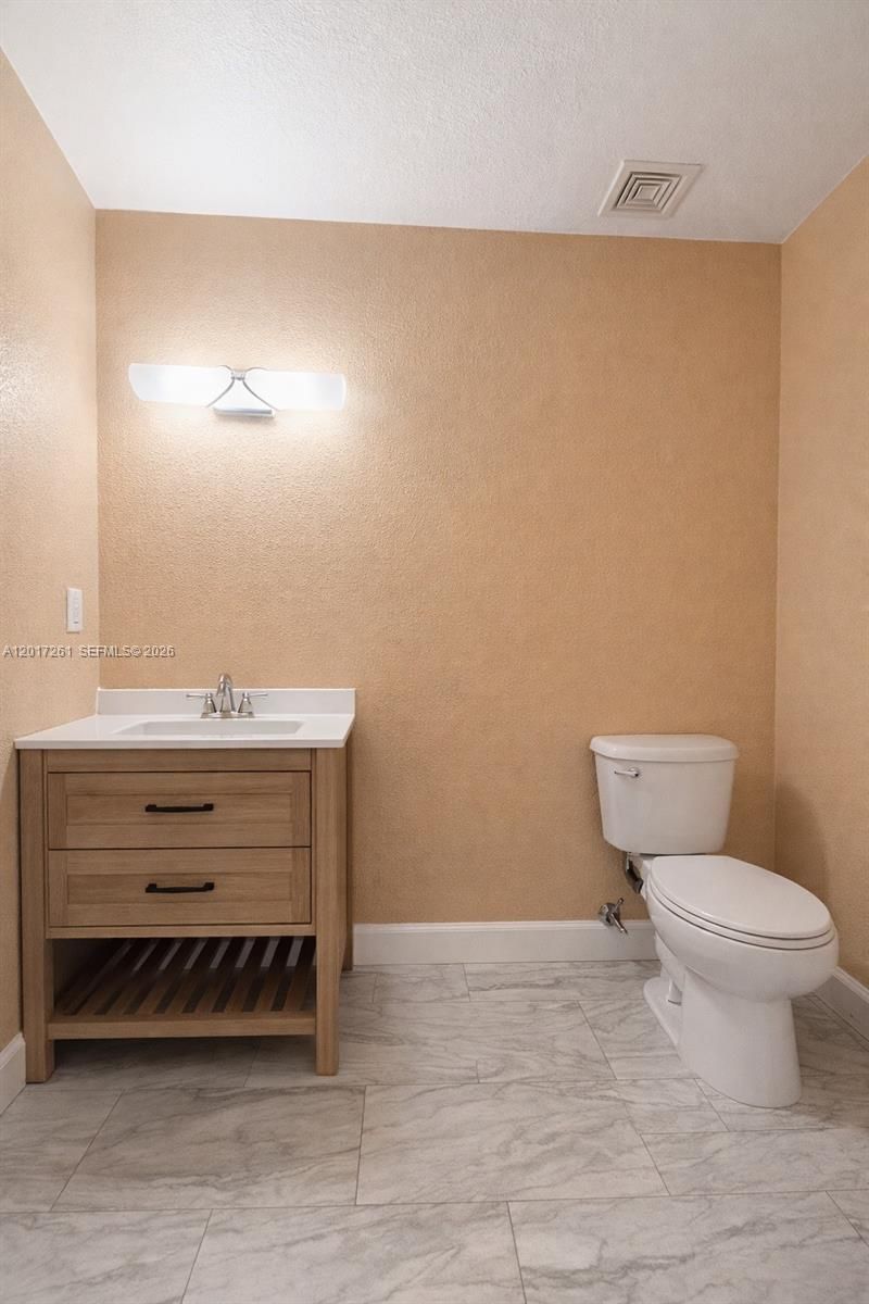 1015 NW 8th Ave, Fort Lauderdale, FL 33311 Photo