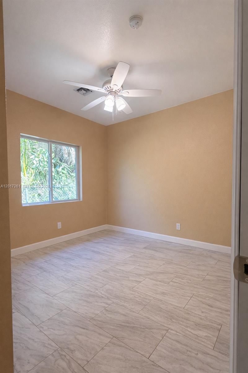 1015 NW 8th Ave, Fort Lauderdale, FL 33311 Photo