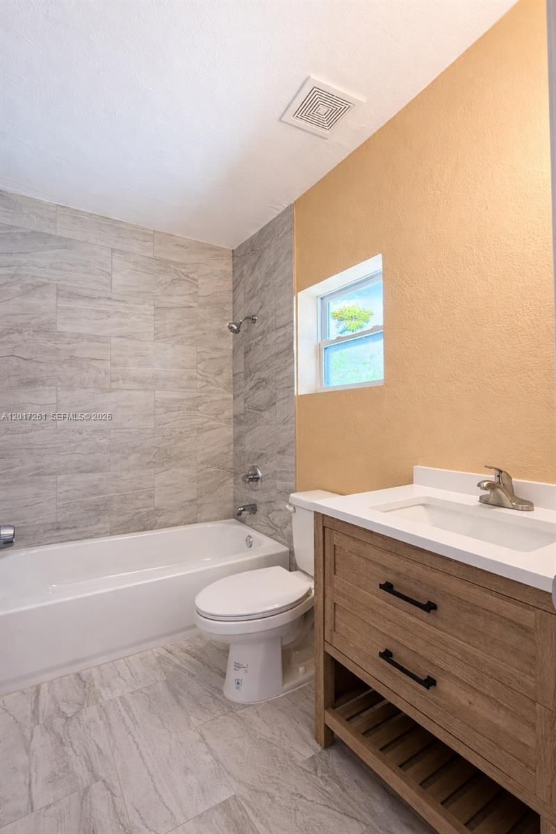 1015 NW 8th Ave, Fort Lauderdale, FL 33311 Photo
