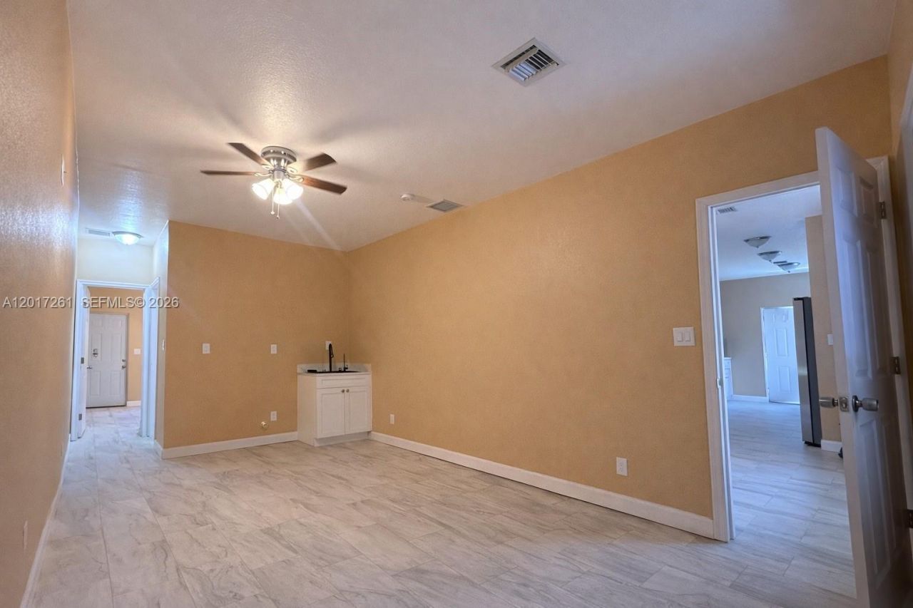1015 NW 8th Ave, Fort Lauderdale, FL 33311 Photo