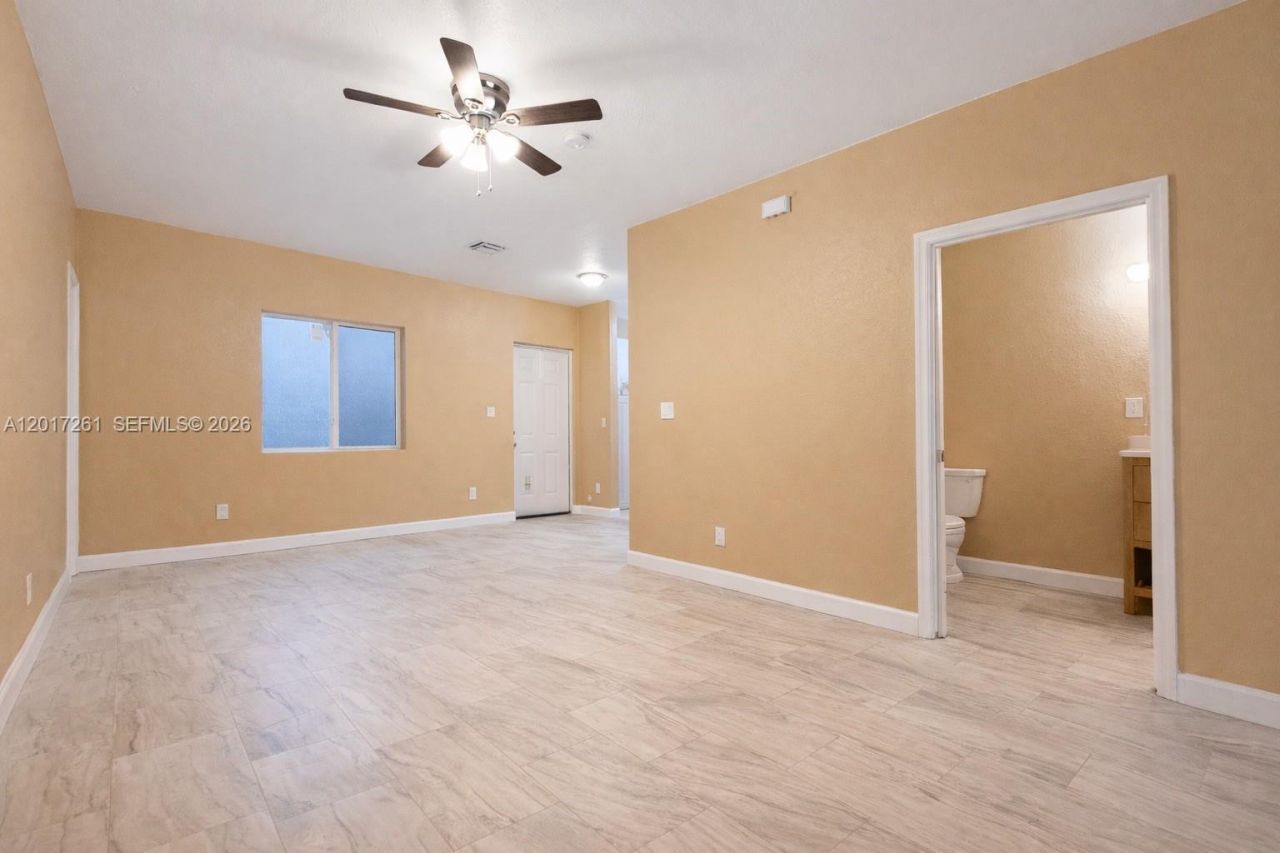 1015 NW 8th Ave, Fort Lauderdale, FL 33311 Photo