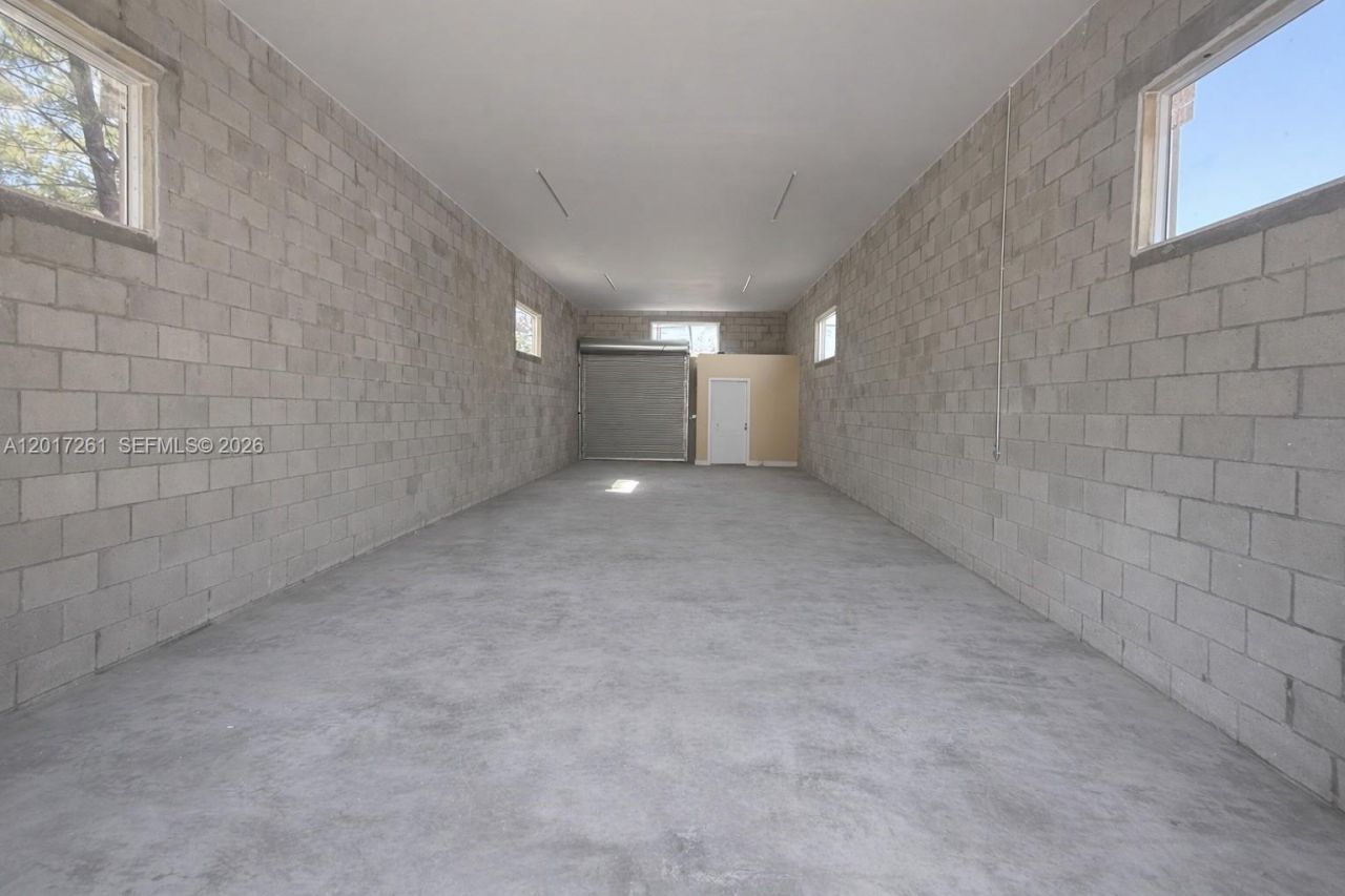 1015 NW 8th Ave, Fort Lauderdale, FL 33311 Photo