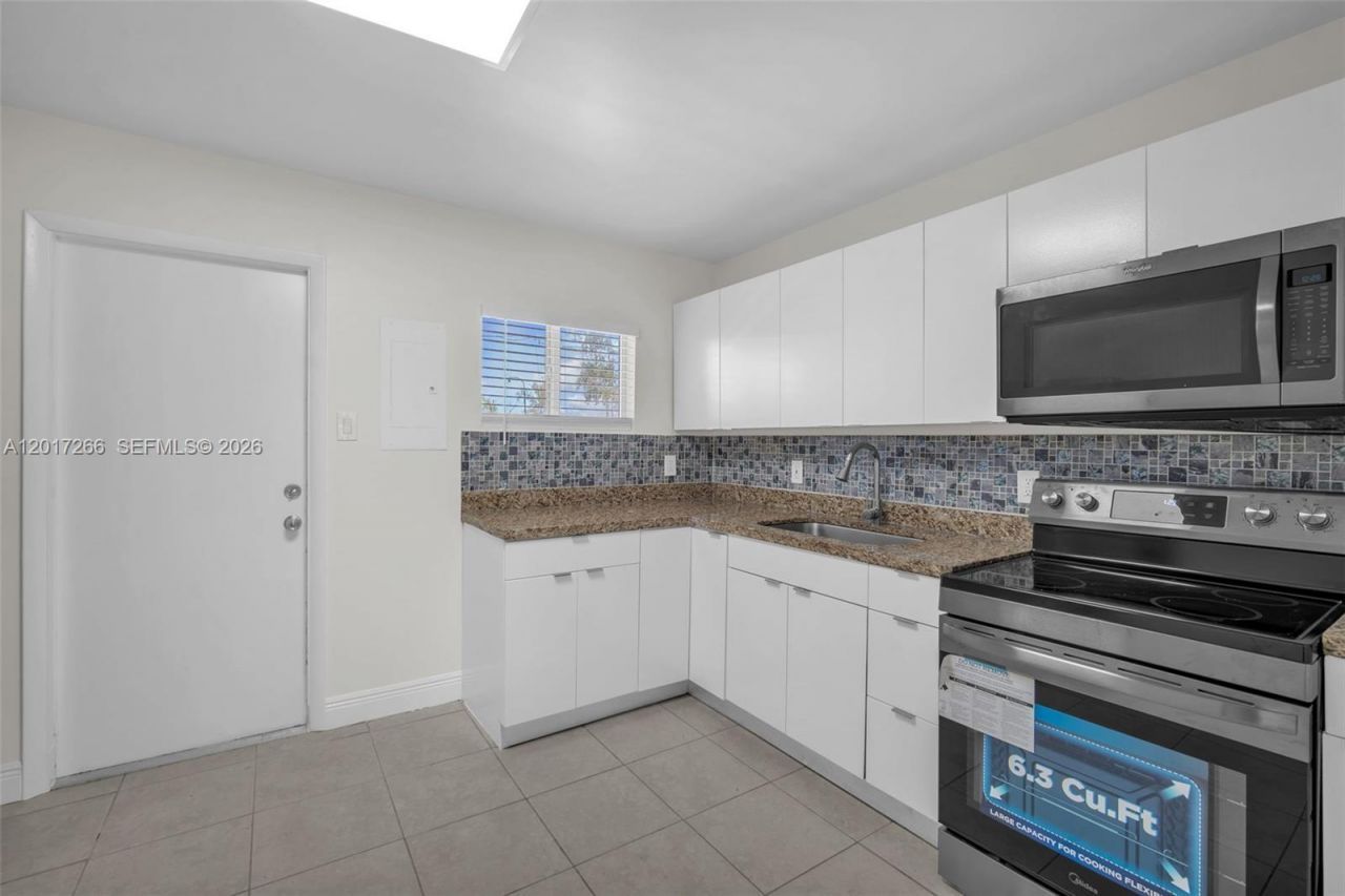 1550 NE 131st Ln , Unit 1550, North Miami, FL 33161 Photo