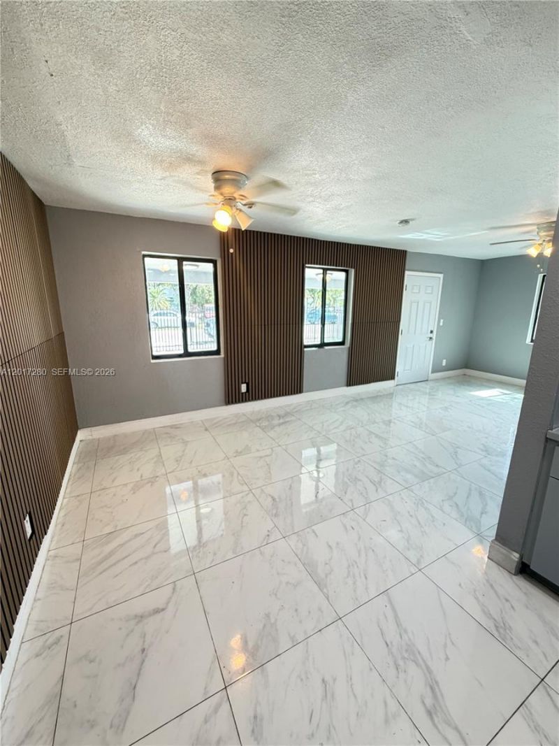 850 NW 113th St, Miami, FL 33168 Photo