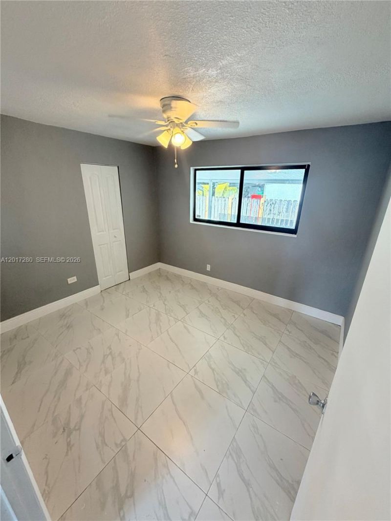 850 NW 113th St, Miami, FL 33168 Photo