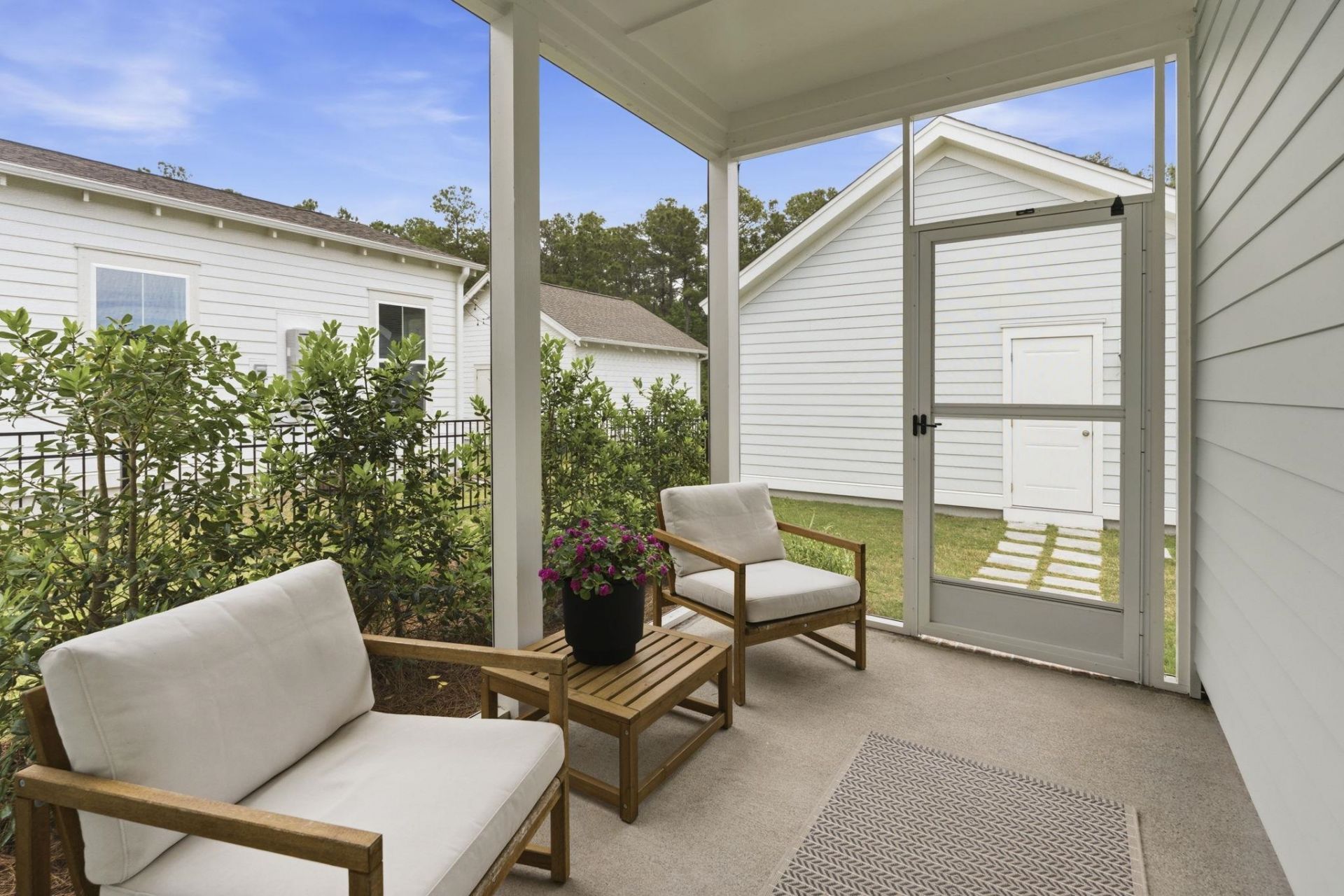 1558 Sayebrook Pkwy. Photo 40