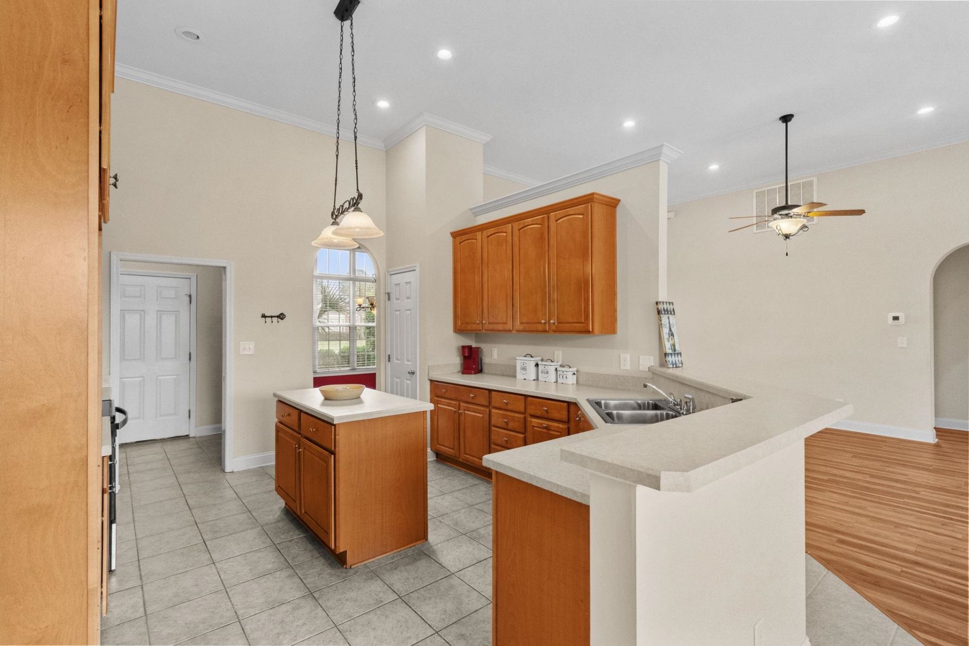 542 Stonemason Dr. Photo 15