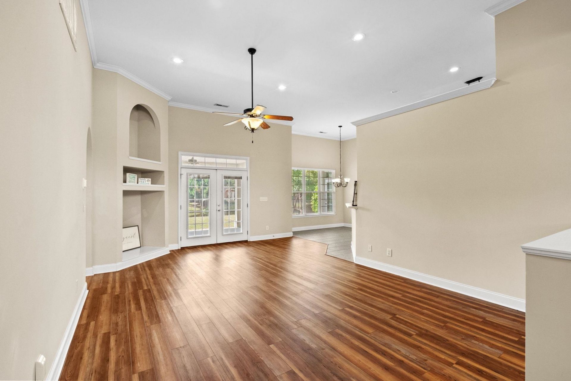 542 Stonemason Dr. Photo 9