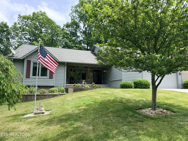 18 Heather Glen Drive, Fairfield Glade, TN 38558