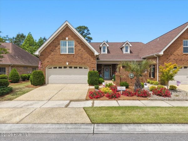 8266 Stenton Drive NE, Leland, NC 28451