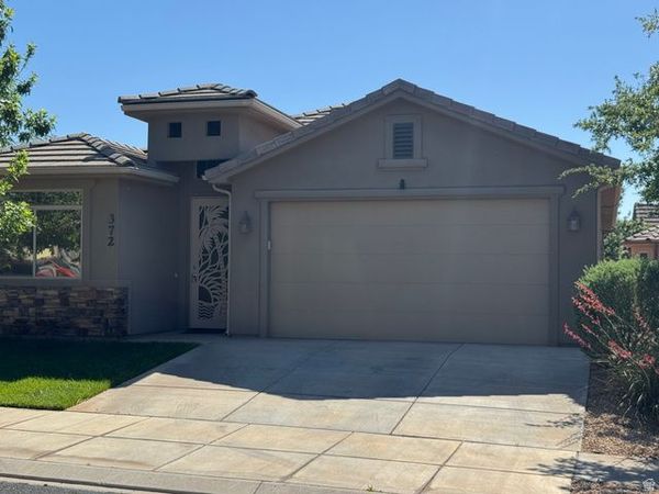 372 N 815 W, Hurricane, UT 84737