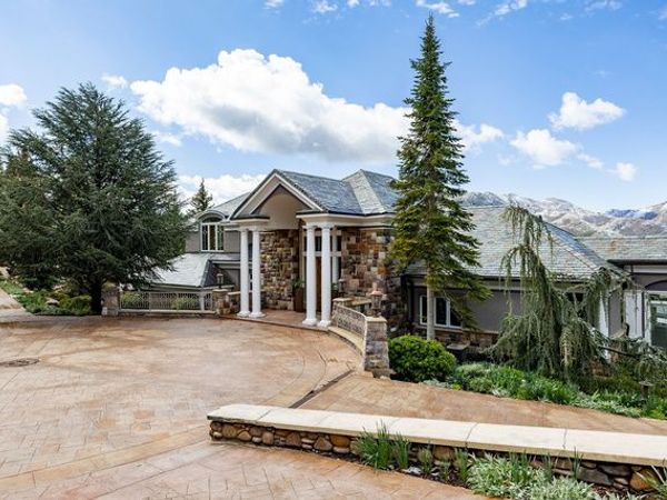 5678 E TWIN CREEK RD , Salt Lake City, UT 84108