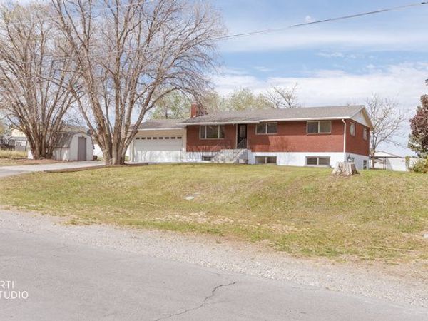 270 S 300 E, Santaquin, UT 84655
