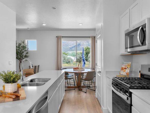 1266 N 275 E, Unit 186, Harrisville, UT 84404