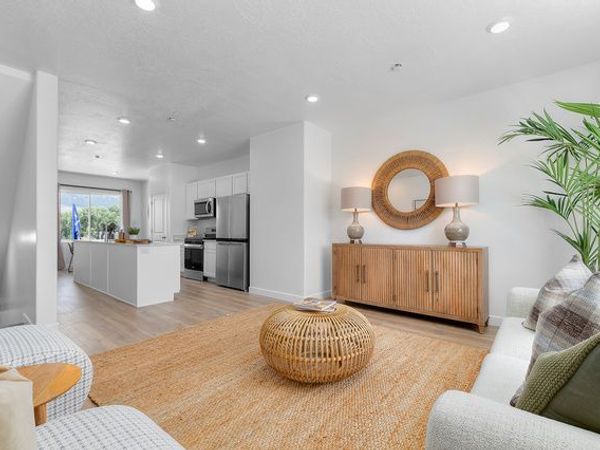 1266 N 275 E, Unit 186, Harrisville, UT 84404