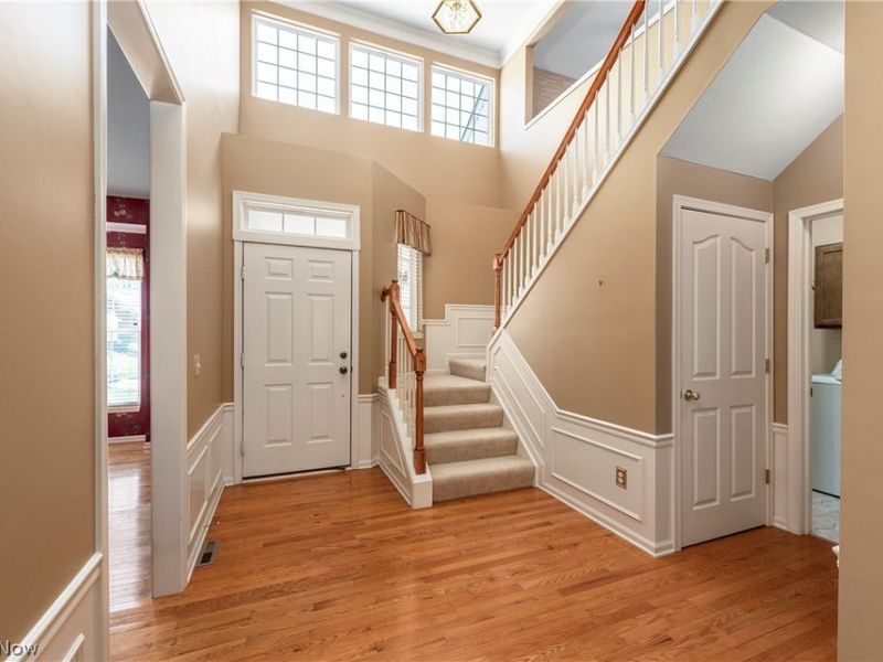 7812 Rockdove Lane, Concord Township, OH 44077 Photo 2