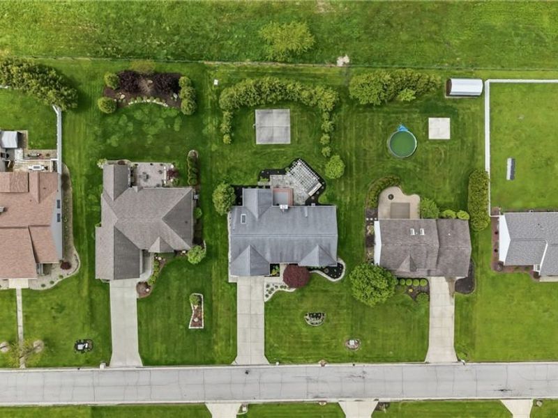 100 Forest Hill Drive, Hubbard, OH 44425 Photo 7
